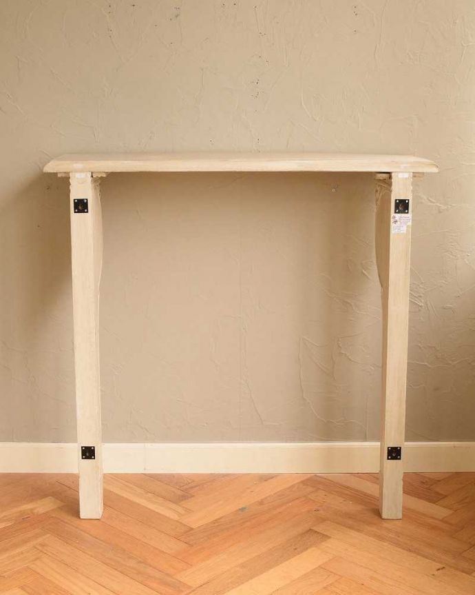 アンティーク風の家具　アンティーク風　フレンチアンティーク風のおしゃれな家具、フランスから届いたコンソールテーブル。引っ掛けて固定して下さい４箇所にビスを引っ掛ける部分があります。(cff-1015)