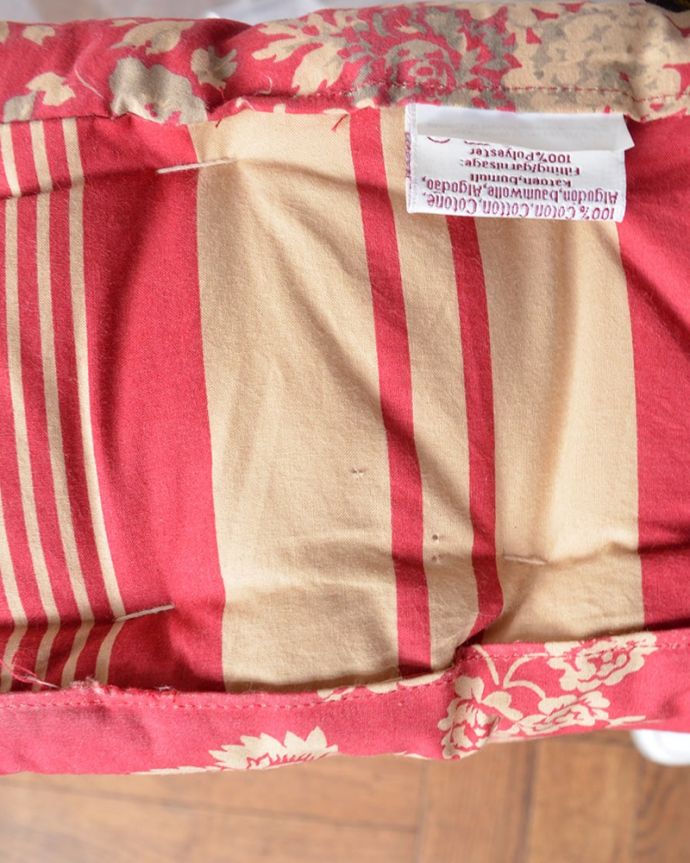 フランスらしい縫製です。