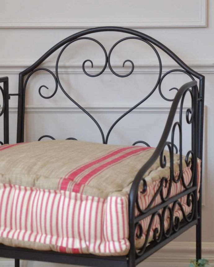 おしゃれなソファの背もたれ