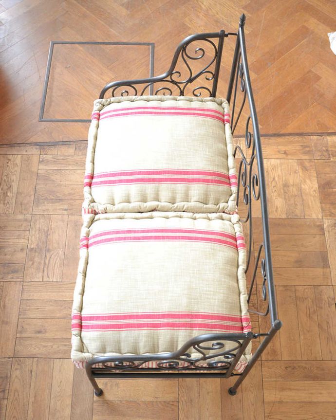 アイアンソファの座面