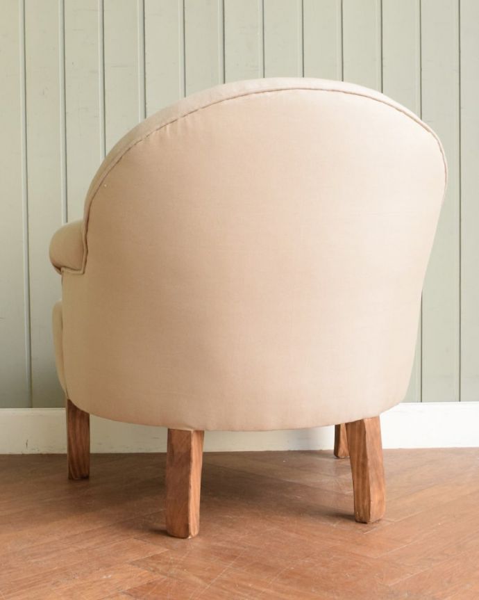 パーソナルチェアの後ろ姿