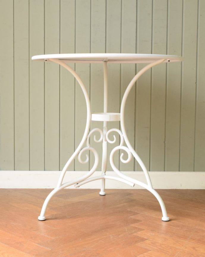 テーブルの側面