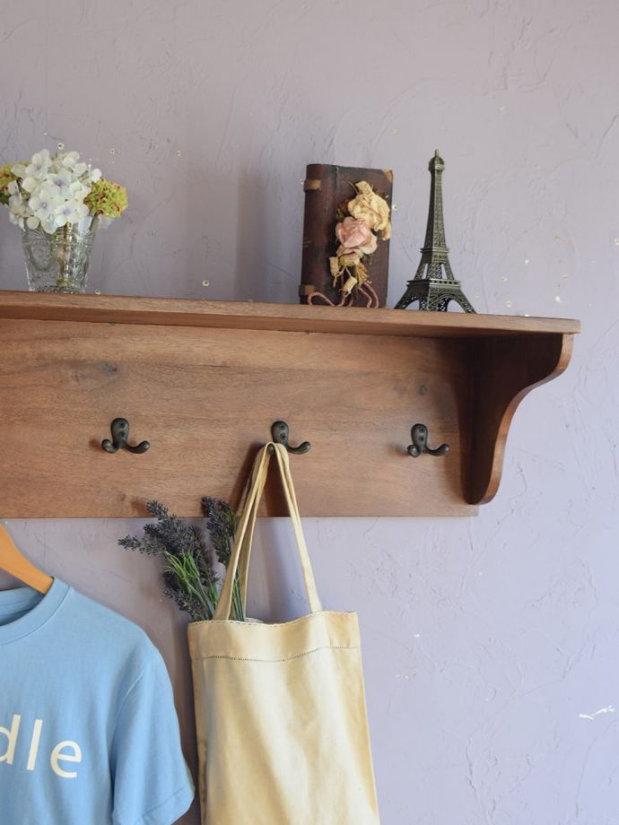 おしゃれな壁付けの棚