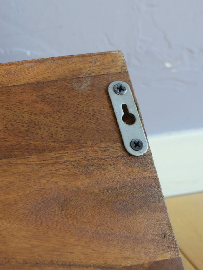 ウォールシェルフの金具