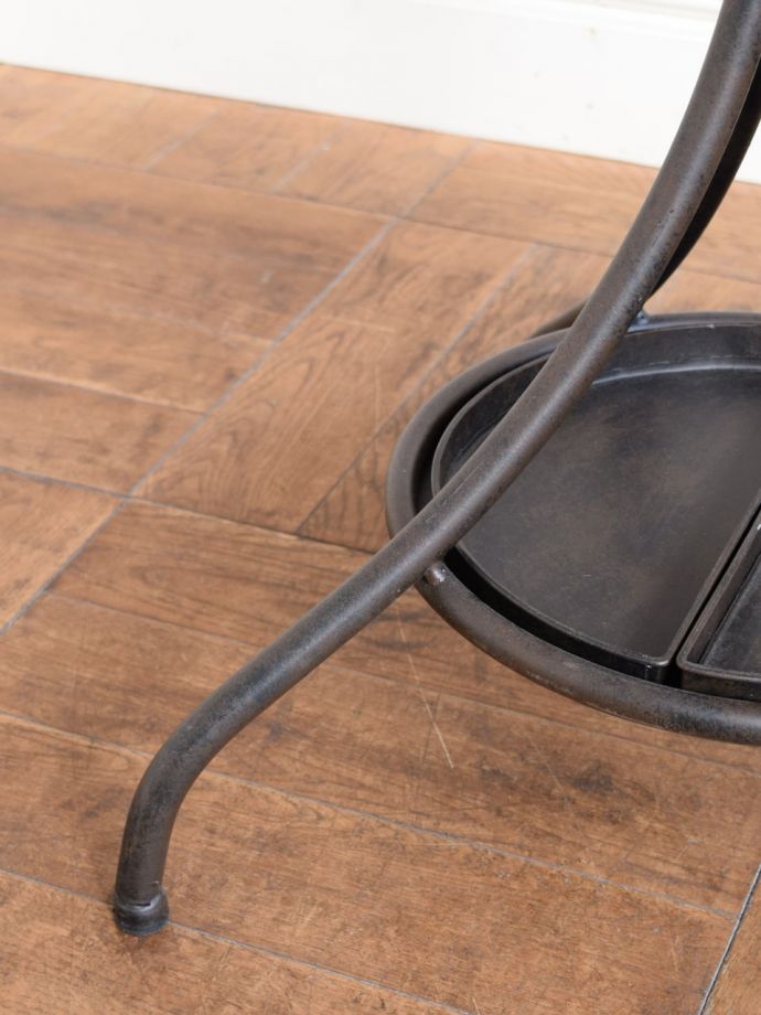 コートハンガーの脚