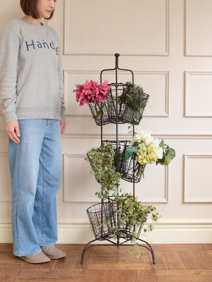 フランスのおしゃれなプラントホルダー