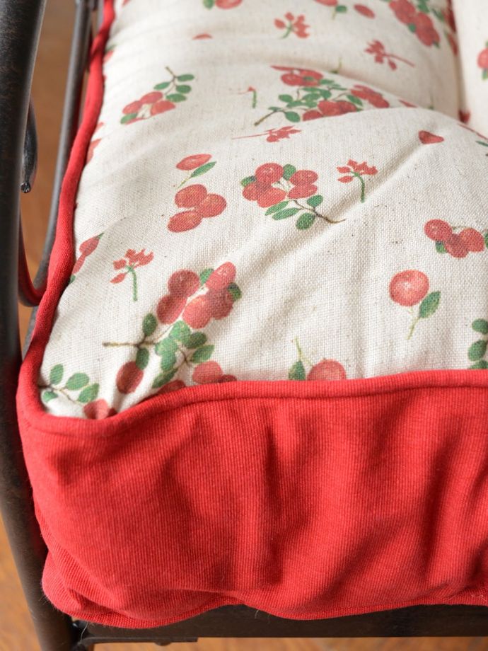 コントワール・ドゥ・ファミーユのクッション