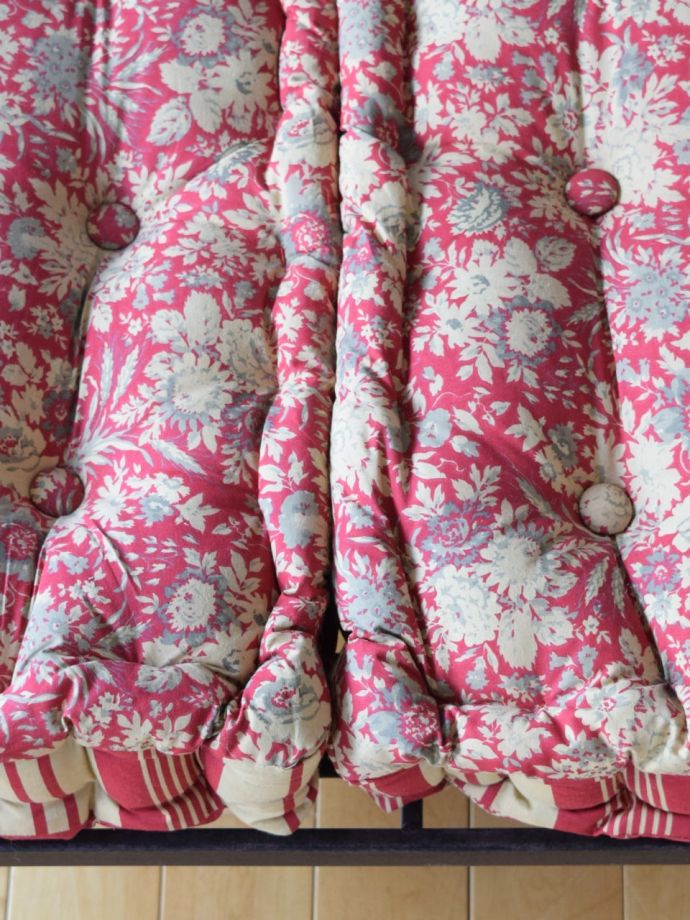 フランスのおしゃれなクッション