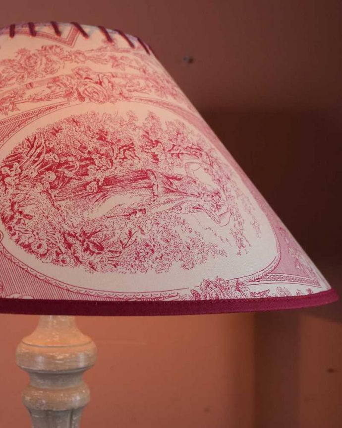 スタンドライト　照明・ライティング　フランスからやってきた彫刻が優雅なフロアランプ(E26球付)。。(cff-1130)