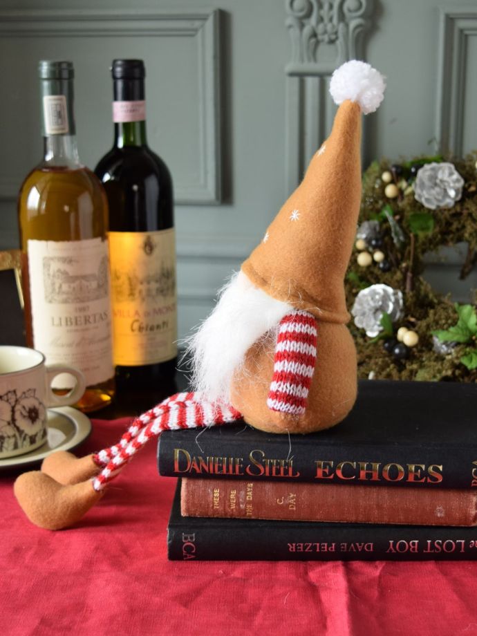 北欧の妖精トムテの横顔