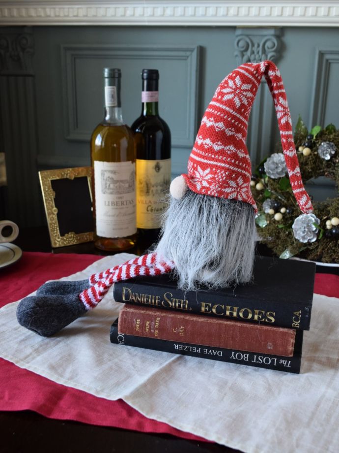 北欧の妖精トムテの横顔