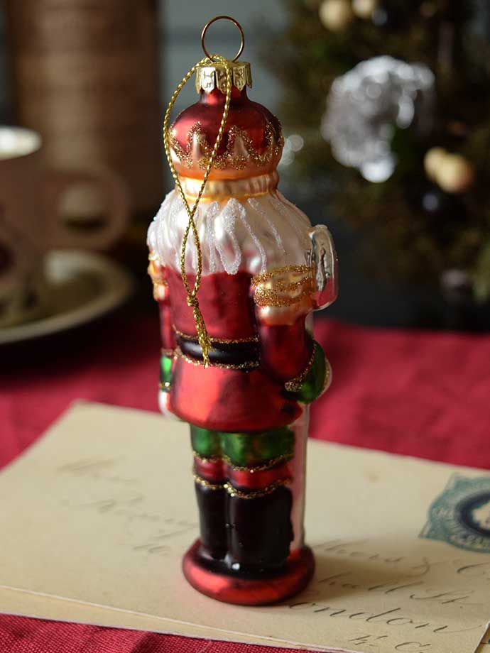 可愛いガラスのオーナメント