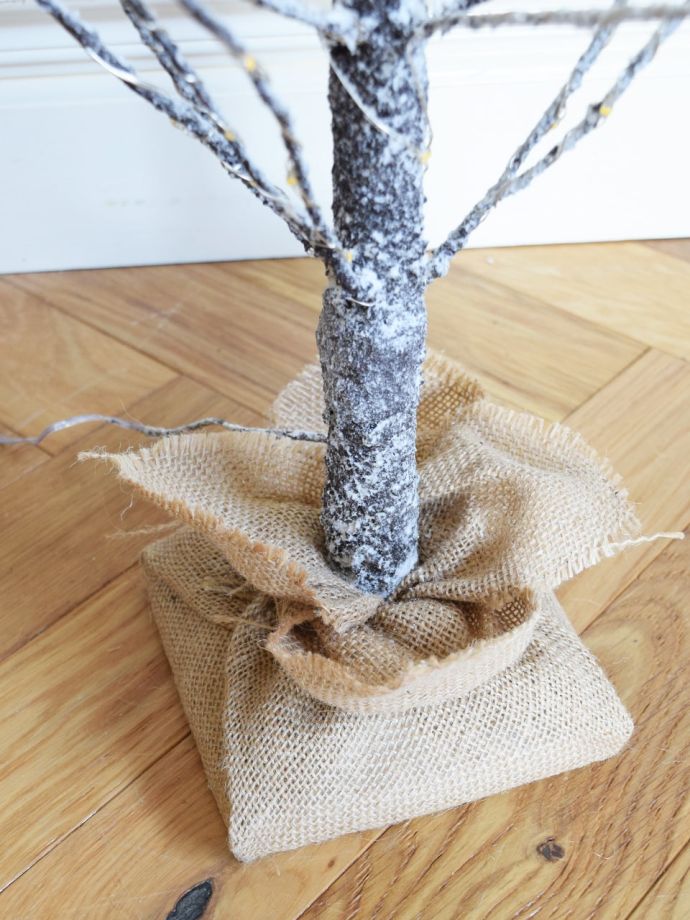 クリスマスツリーの土台