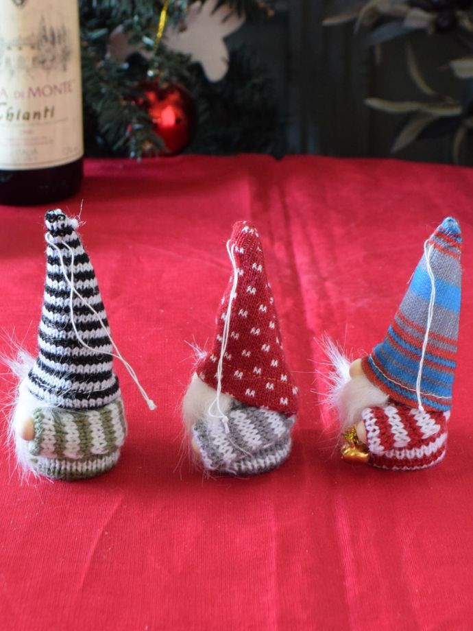 北欧の妖精トムテの横顔