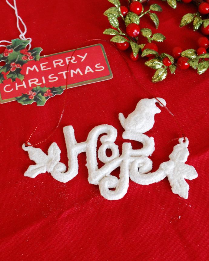 クリスマスのディスプレイを楽しむ雑貨