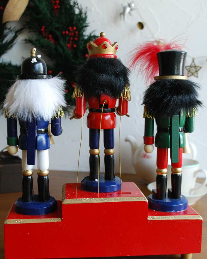 くるみ割り人形の後ろ姿