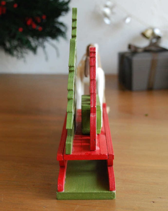 クルッと回転。横からみるとこんな感じ