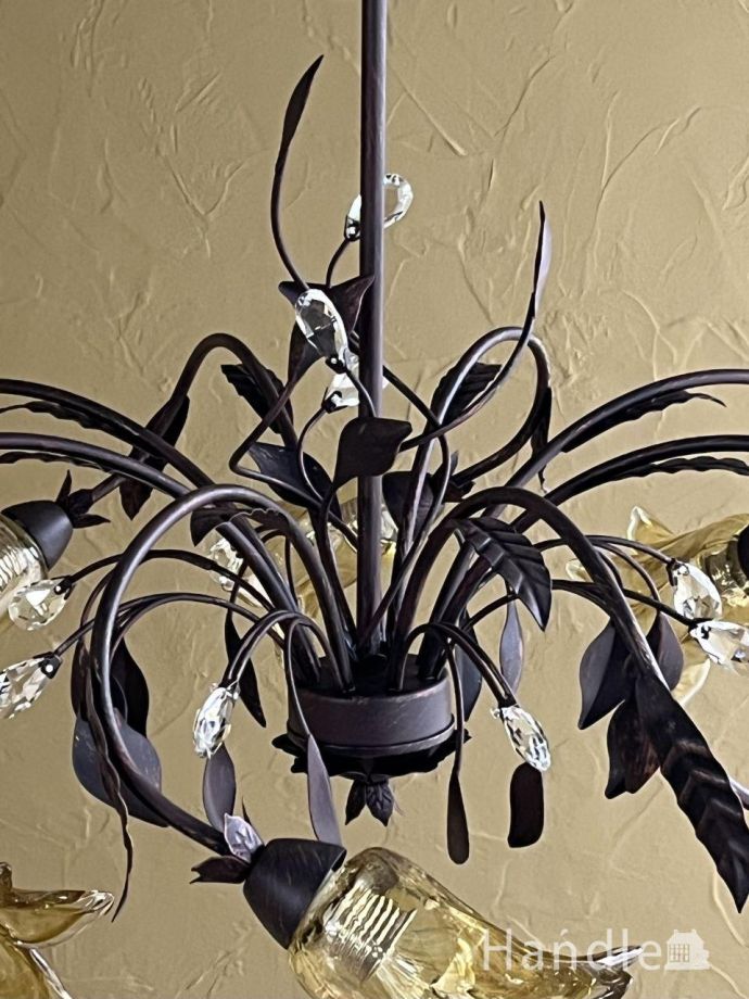 シャンデリア　照明・ライティング　アンティーク風のシェード付きシャンデリア(8灯)（Ｅ17電球付）。。(cr-502)