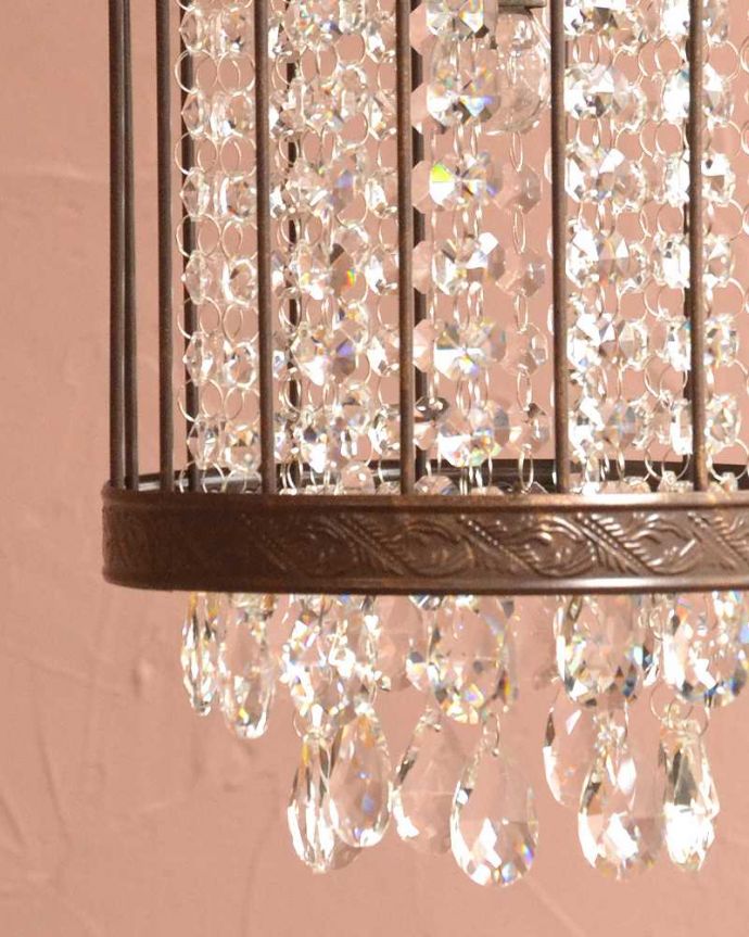 シャンデリア　照明・ライティング　ゲージの中で輝くガラスのビーズが美しいアンティーク風のシャンデリア(1灯)（Ｅ17電球付） 。。(cr-528)