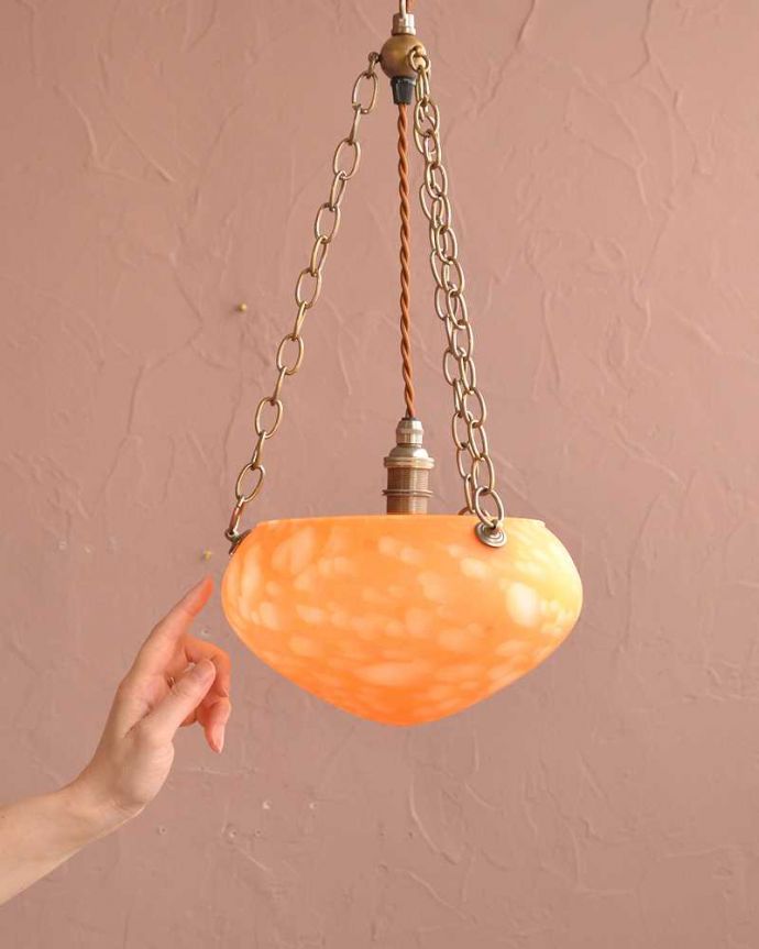 シャンデリア　照明・ライティング　マーブル模様のガラスが美しいハンギングボウル(E17シャンデリア球1灯付)。。(cr-531)