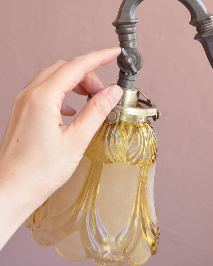 シャンデリア　照明・ライティング　アンティーク風シャンデリア（アンティーク色・2灯・電球なし）　(cr-546-a)