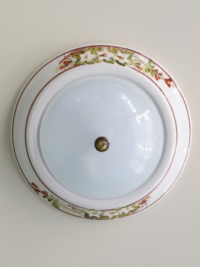 手描きの模様のシェード