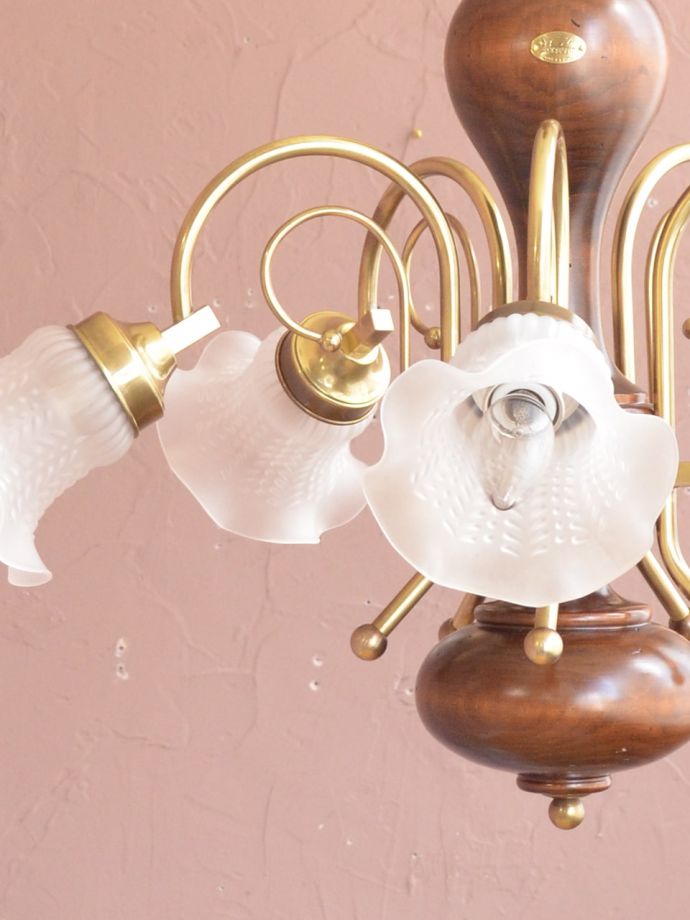 おしゃれな木製シャンデリア