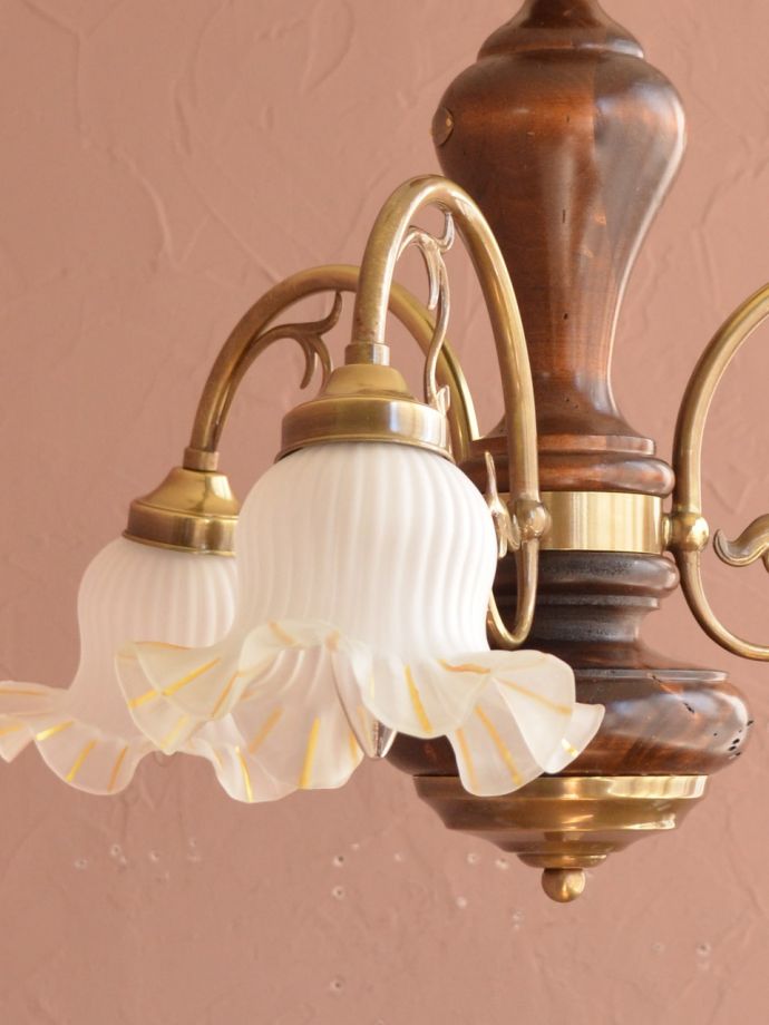 おしゃれな木製シャンデリア