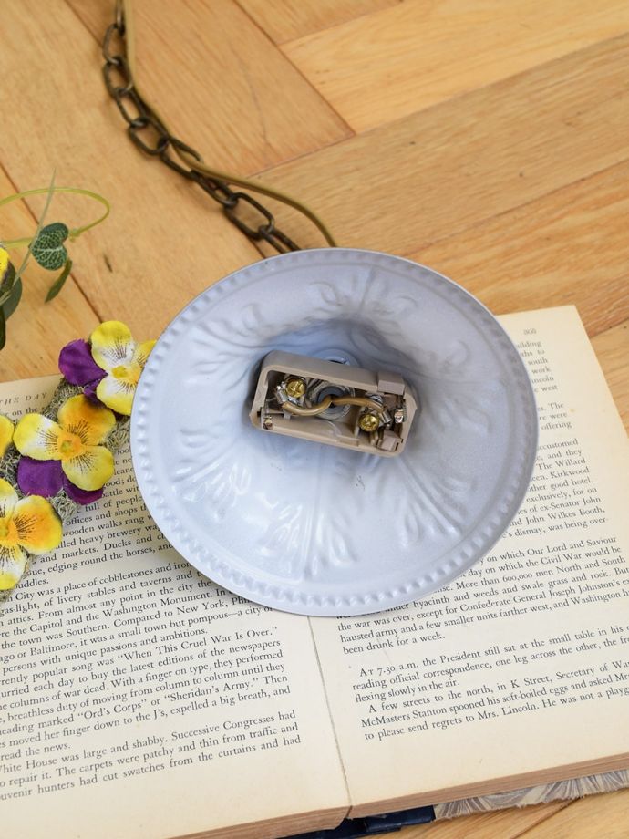 シャンデリアの取り付け