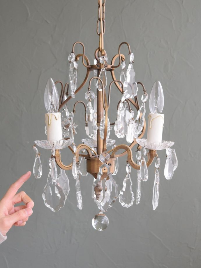 アンティーク調のシャンデリア