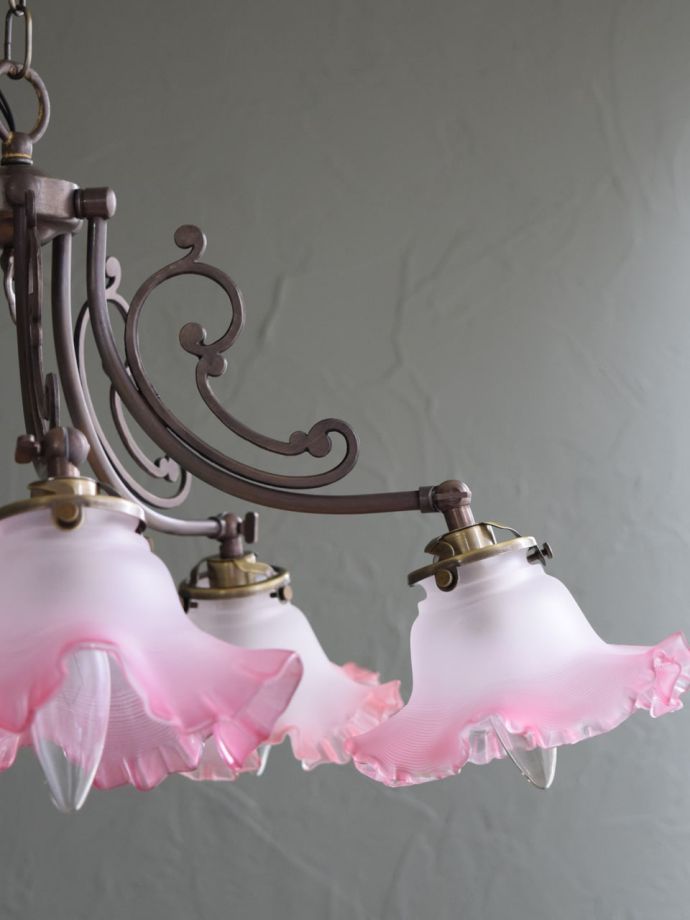 アンティーク調のシャンデリア