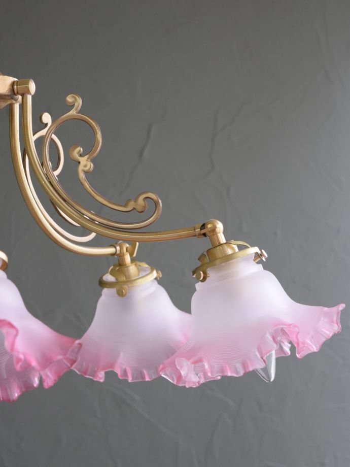 アンティーク調のシャンデリア