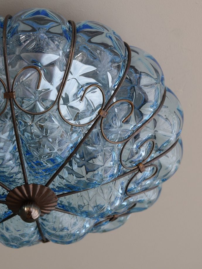 ヴェべチアンガラスのシェード