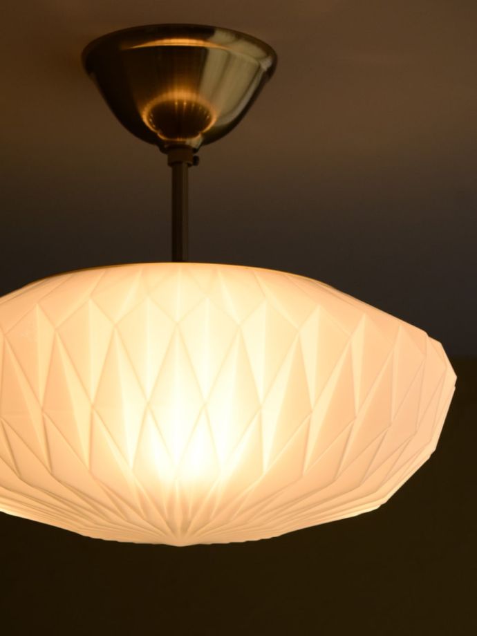 点灯後のペンダントライト