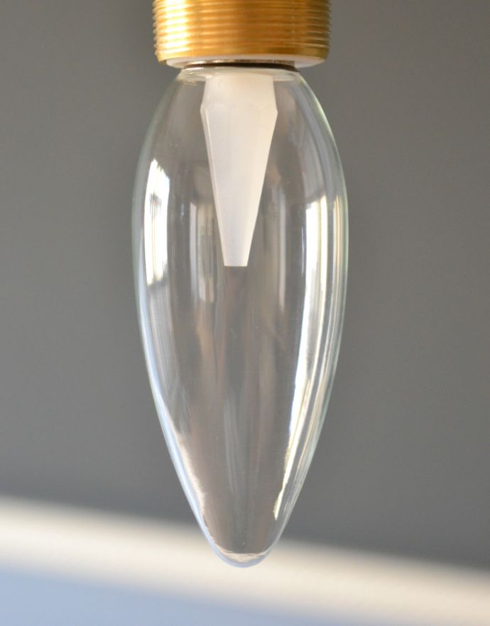 電球・オプション 照明・ライティング LED電球 シャンデリア球(E17口金・50lm)。形も可愛いんですLEDなので消費電力を抑えられ、あまり熱くならないのでいろんな場所で使えます。(DK-5)