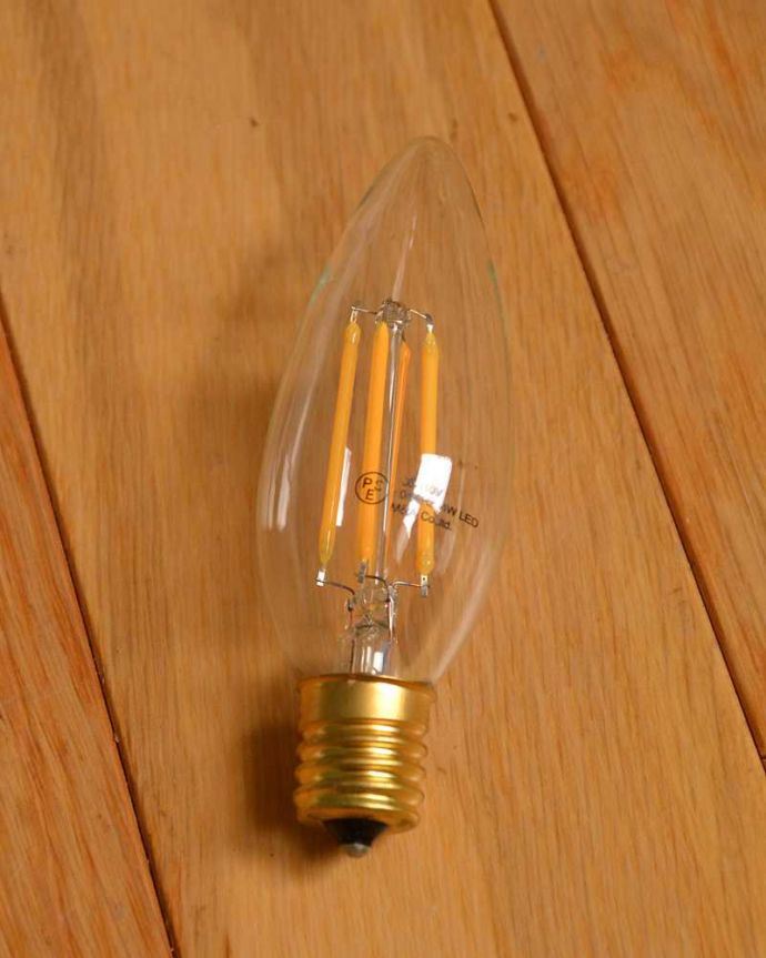 電球・オプション　照明・ライティング　LED電球 シャンデリア球（Ｅ17口金・420lm）。見た目も満足フィラメント部分も白熱球のように仕上げてあるので満足して頂けます。(DK-9)