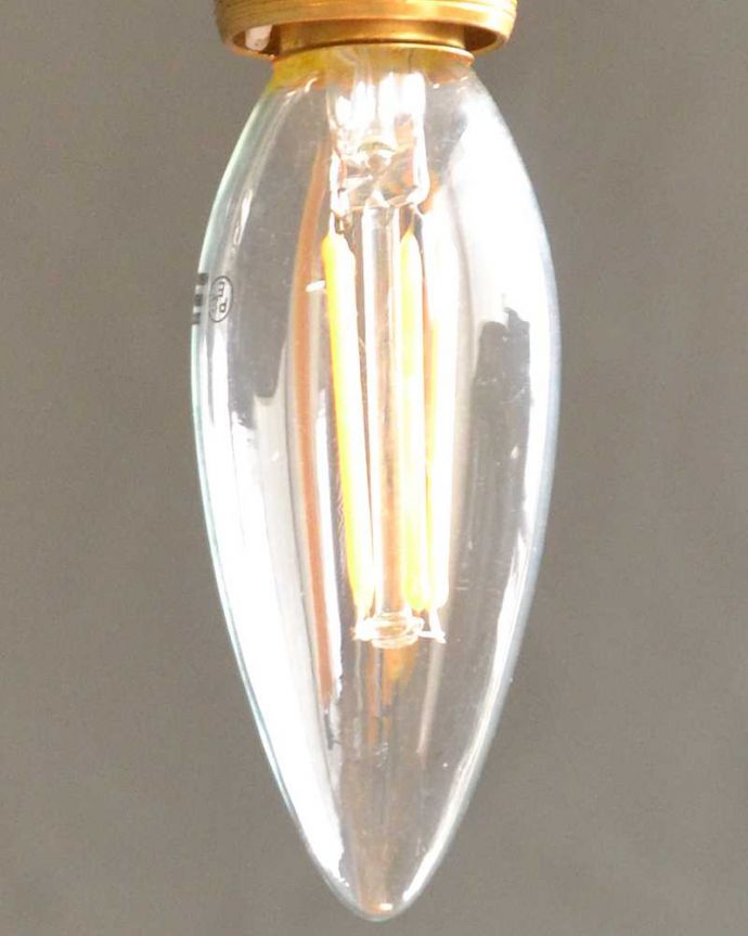 電球・オプション　照明・ライティング　LED電球 シャンデリア球（Ｅ17口金・420lm）。形も可愛いんですLEDなので消費電力を抑えられ、あまり熱くならないのでいろんな場所で使えます。(DK-9)