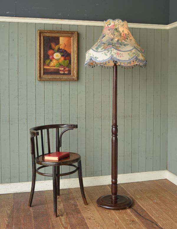 スタンドランプ★花柄アンティーク★室内装飾照明 花柄ティファニーライト テーブルランプ ステンドグラス 卓上照明