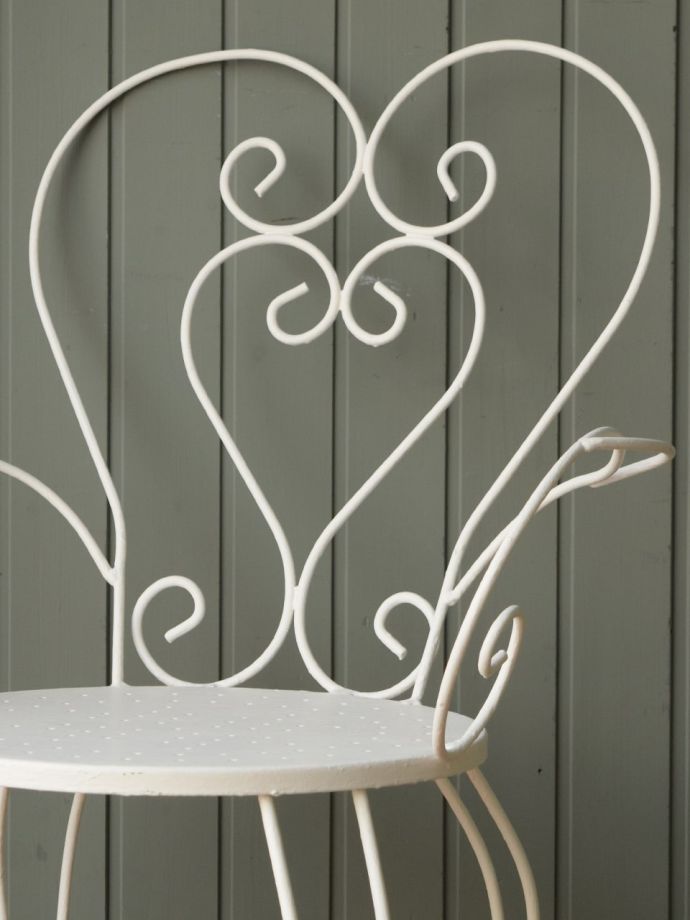 アイアンのガーデンチェア