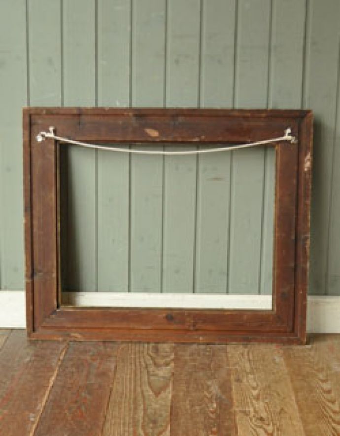 アンティーク その他の雑貨 アンティーク雑貨 フランスで見つけたアンティークのアートフレーム。裏側を見てみると…アンティークは新品ではないので、もちろん経年変化によるキズはありますが、キレイにお直ししました。(d-1068)