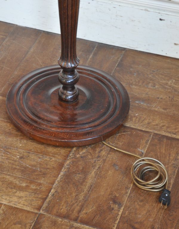 イギリスのアンティークスタンド照明、布シェードのフロアランプ(d