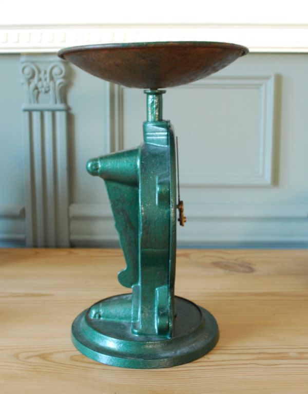 スケールの側面