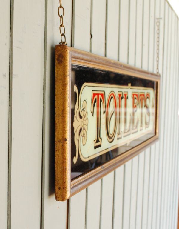 アンティーク その他の雑貨 アンティーク雑貨 イギリスからの店舗用アンティークトイレットプレート。横から見ると…チェーンが付いているので、壁に掛けて使えます。(d-1260-z)