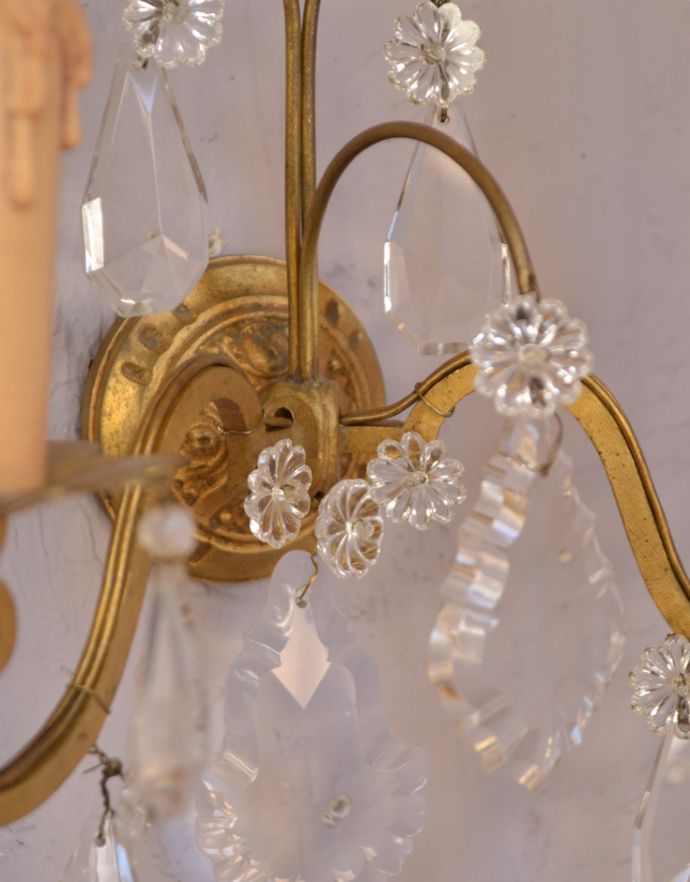 アンティークガラスの壁付け照明