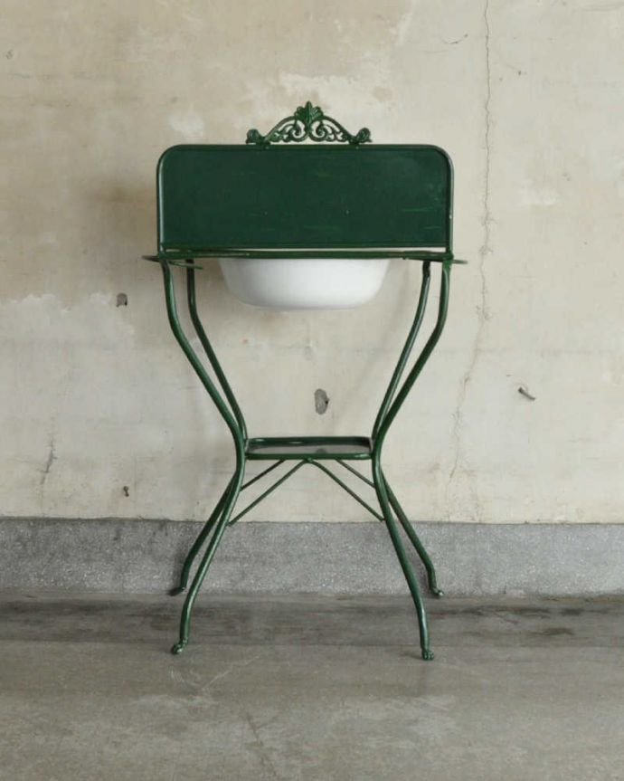 ガーデニング家具 アンティーク家具 屋外でも使えるアンティーク家具、ガーデニングにウォッシュスタンド(グリーン)。後ろ姿も見て下さい。(d-1312-f)
