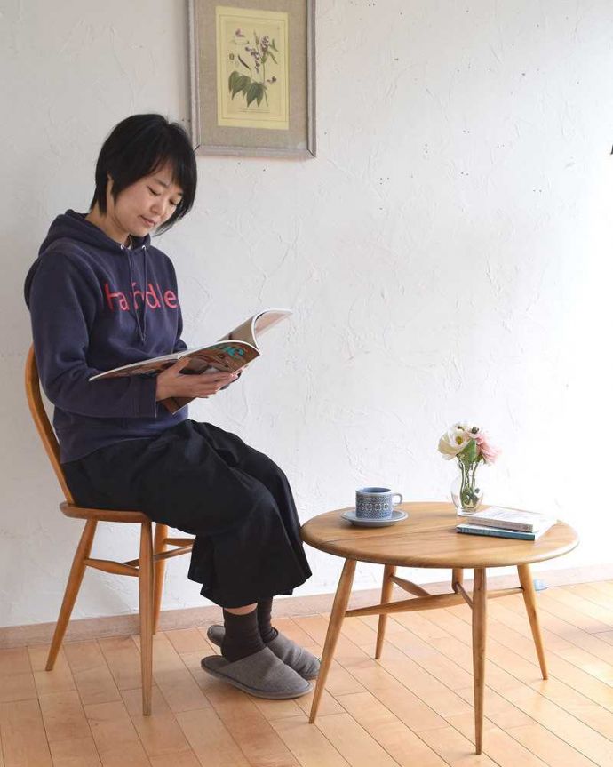 アーコールの家具　アンティーク家具　ナチュラルな色がオシャレなアーコール家具、伸張式のドロップリーフコーヒーテーブル。めずらしい形のアーコールのコーヒーテーブルちょっとめずらしいゲートレッグタイプのアーコールのコーヒーテーブル。(d-1321-f)