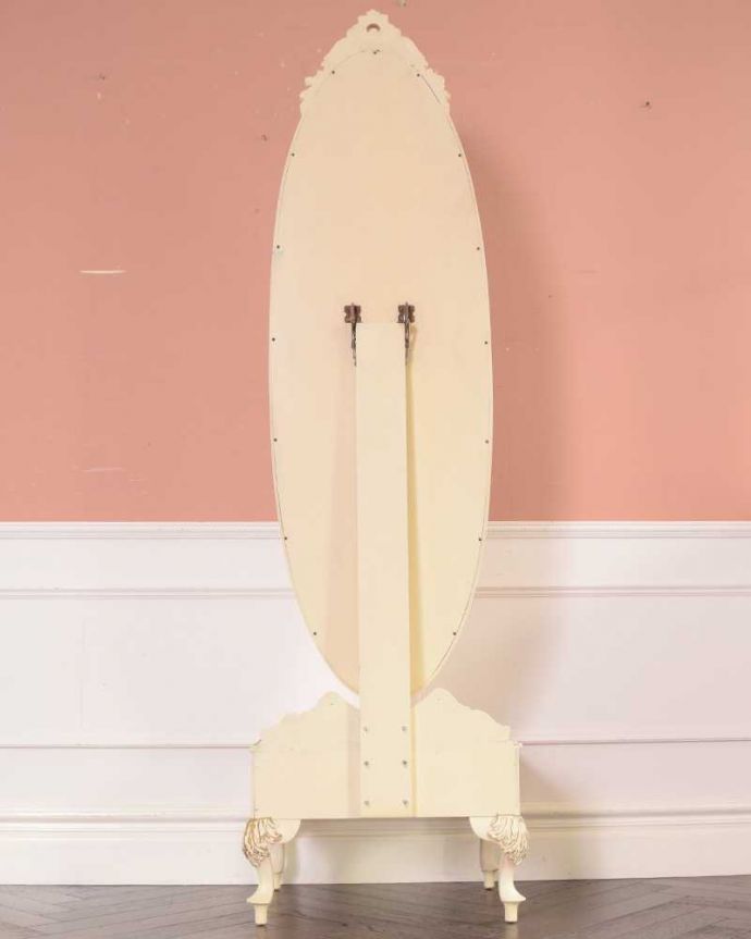 アンティークのドレッサー アンティーク家具 ドレッサーとして使えるアンティーク家具、引き出し付きのスタンドミラー(姿見) 。優雅な後ろ姿アンティークは新品ではないので経年変化によるキズはありますが、専門の職人が修復したので後ろ姿もキレイです。(d-1334-f)