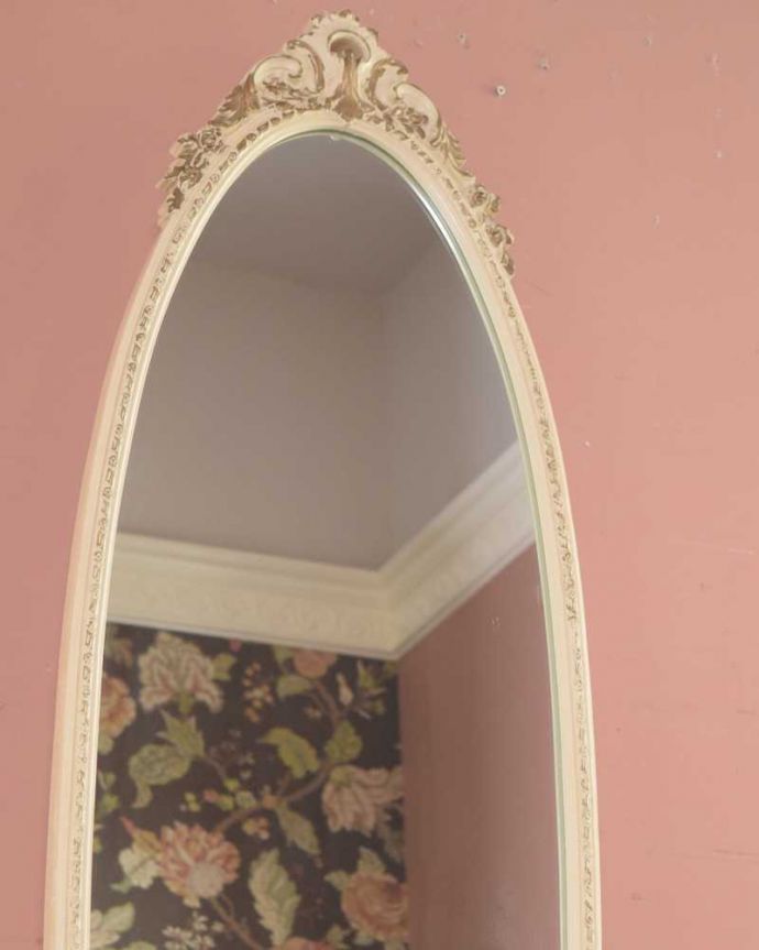 アンティークのドレッサー アンティーク家具 ドレッサーとして使えるアンティーク家具、引き出し付きのスタンドミラー(姿見) 。ご希望の方には新しいミラーコンディションのいいミラーですが、ご希望の方には新しいミラーに交換してお届けします(別途見積もり)ご注文の際、ご連絡下さい。(d-1334-f)