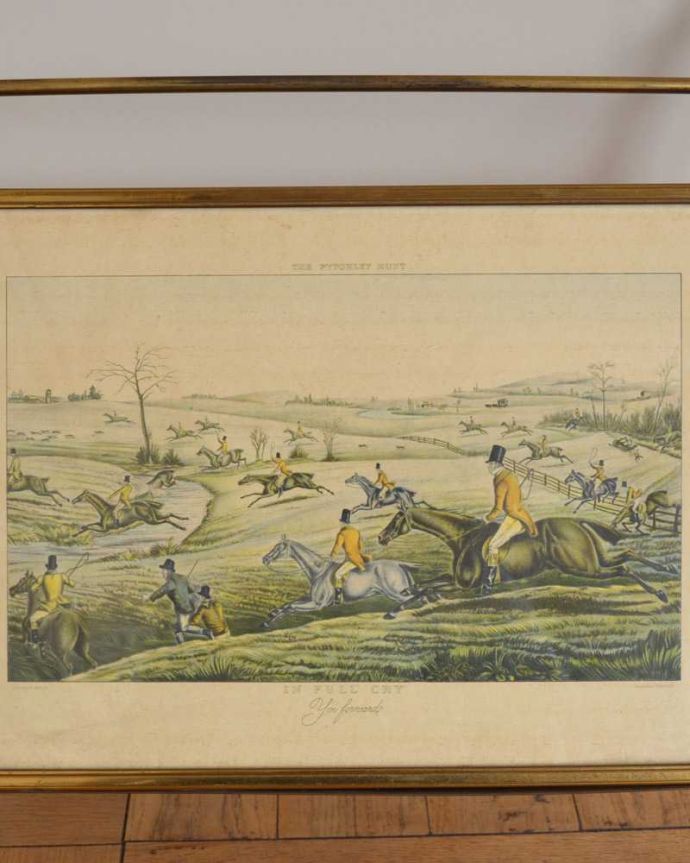 マガジンラック　アンティーク家具　美しい絵画まで付いてくるような珍しい真鍮製のアンティークマガジンラック。両面違うデザインです２種類の絵がデザインされています。(d-1340-f)