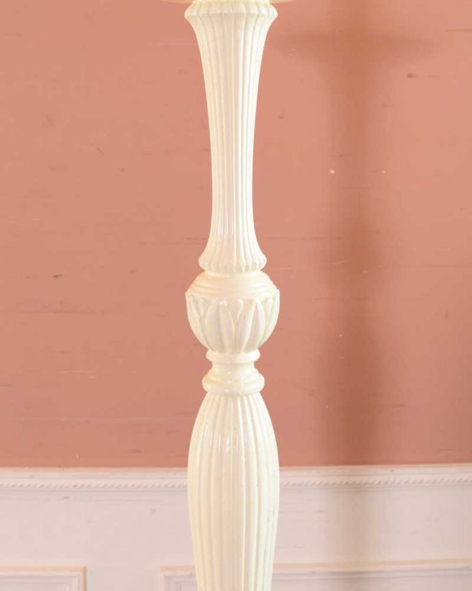 スタンドライト　照明・ライティング　フランス輸入のアンティークのシェード付きフロアランプ（B22シャンデリア球付） 。。(d-1341-f)